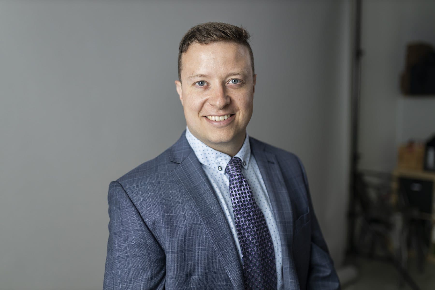 K. Joel Leonard, CFP®, in a studio portrait